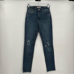 Levi 721 skinny jeans 27‎